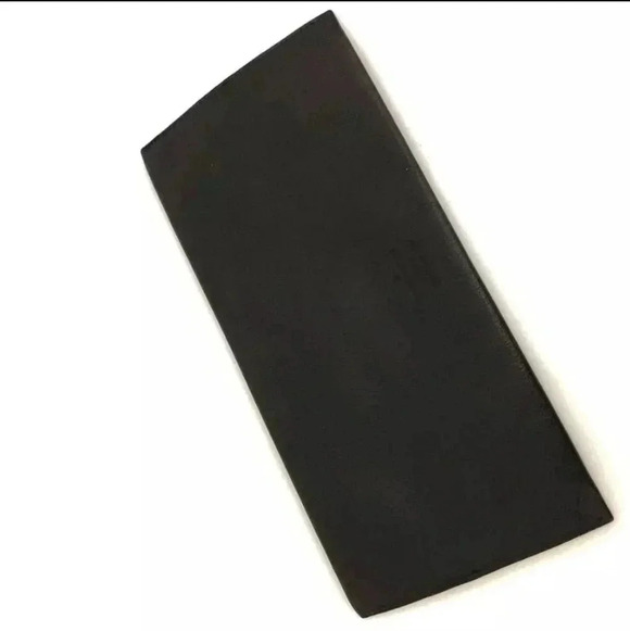 Louis Vuitton Leather Pouch Bag - Picture 5 of 8